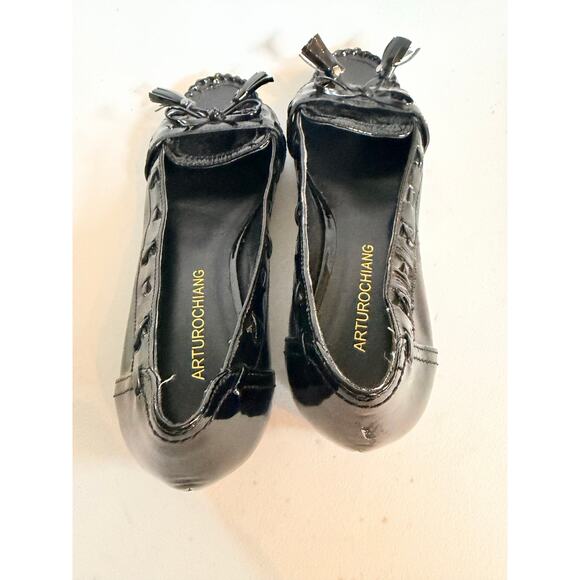 Arturo Chiang black patent leather moccasin flats - Picture 1 of 8